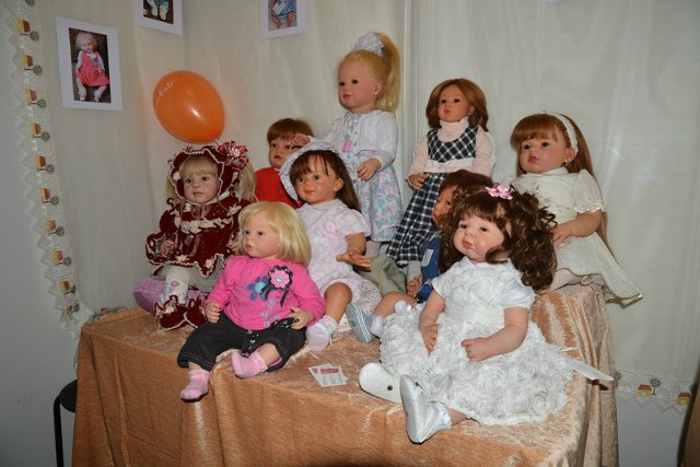 Фото с выставки кукол на Тишинке - Moscow Fair 6.04.2014