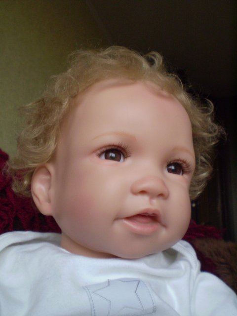 Беляночка Оливия от Ashton Drake (фото 10)