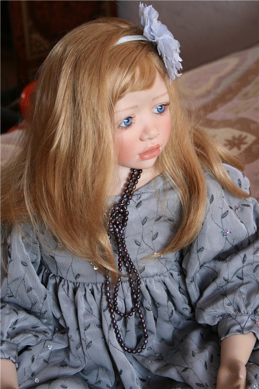 Чёрное или белое? Милли от Christine Orange