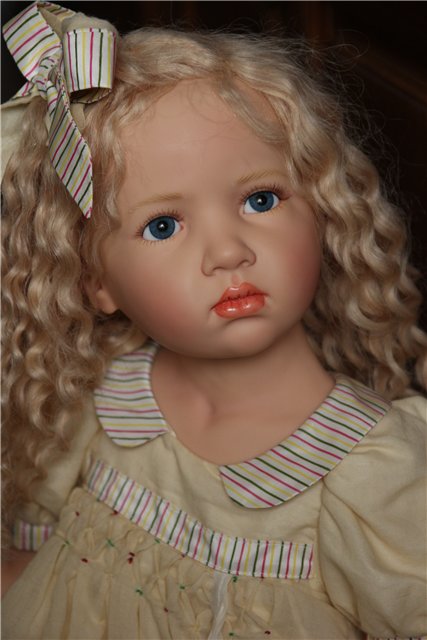 Малышки Лени (Leni , 2008) и Шани (Shani, 2010) от Hildegard Gunzel. Резин