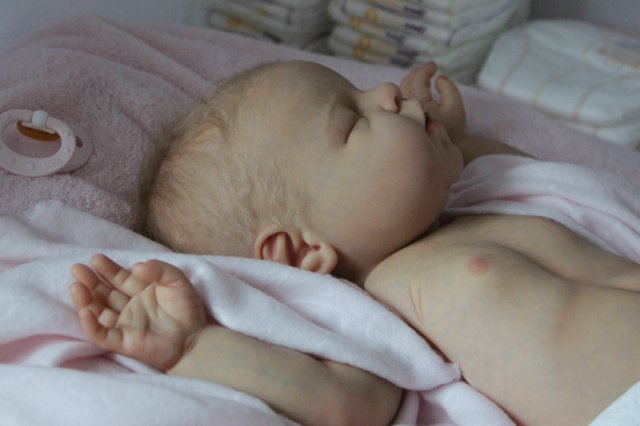 Спящая крошка НОА. Куколка реборн Виктории Вишни