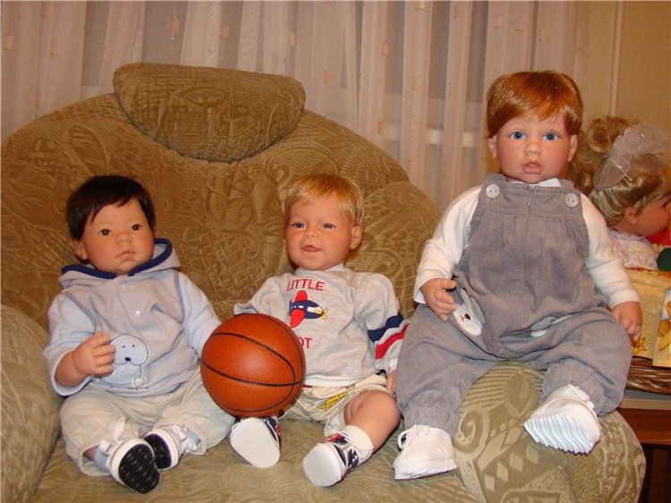 Как быстро деточки взрослеют - коллекционные куклы-мальчики от Ли Миддлтон (фото 3)