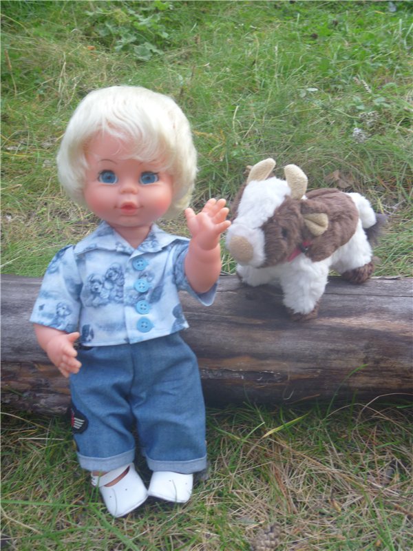 Малыши в новых костюмчиках | Бэйбики Малыши в новых костюмчиках