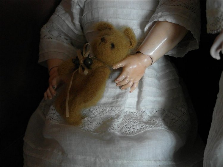 Антикварные куклы... детали (фото 10)