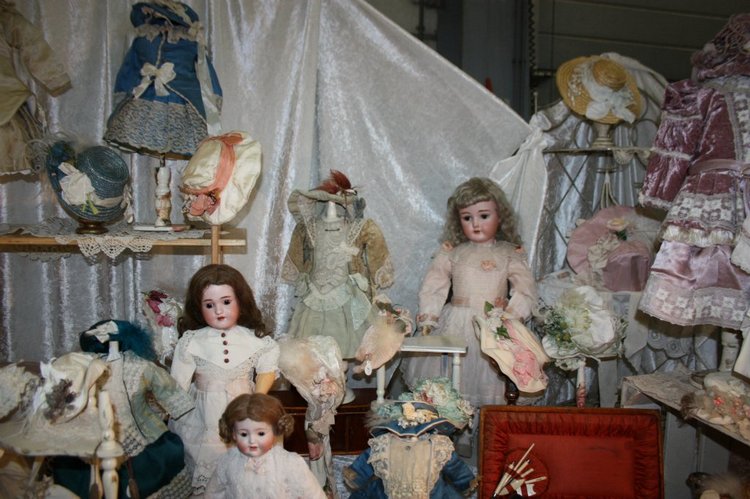 Выставка кукол, мишек тедди, кукольных домиков и миниатюры в Нидерландах 24-25 октября 2015 год. Четвертая часть | Бэйбики Выставка кукол, мишек тедди, кукольных домиков и миниатюры в Нидерландах 24-25 октября 2015 год. Четвертая часть (фото 3)