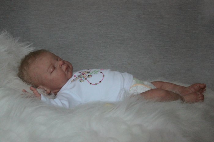 Спящий ангелок Ребекка. Кукла реборн Виктории Вишни (фото 6)