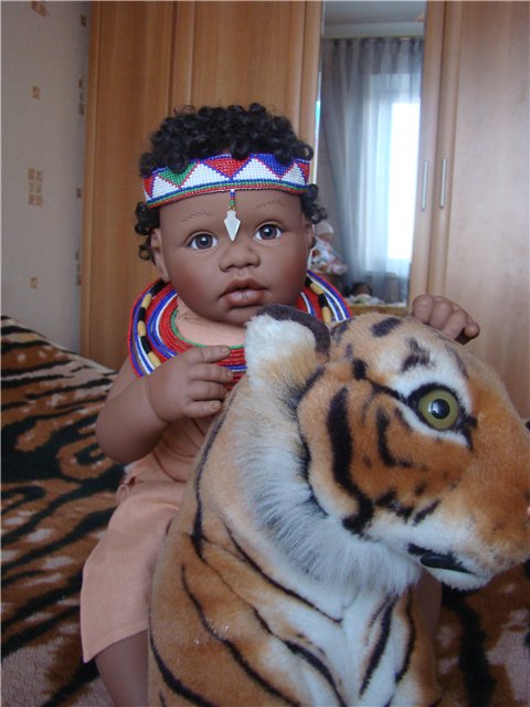 Африканская принцесса - Кения. Коллекционная кукла Ли Миддлетон (фото 6)