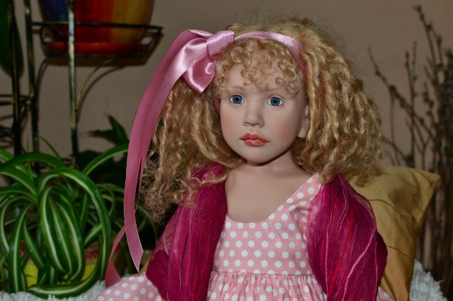 Платье в горошек. Коллекционная кукла Zwergnase, Eugenia (фото 9)