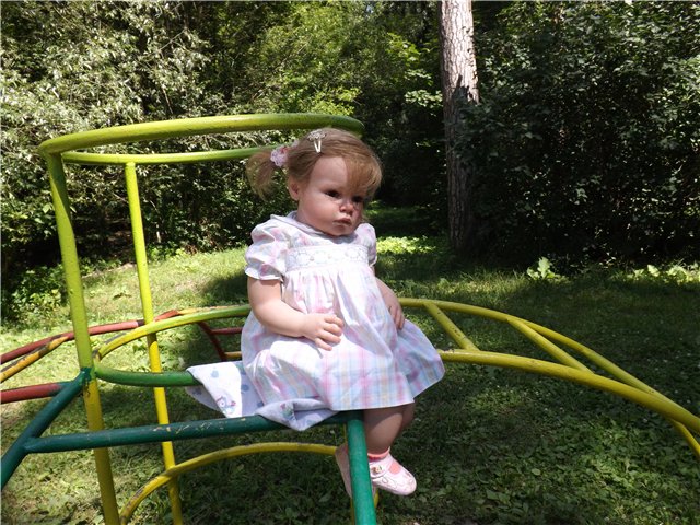 Летняя прогулка Танечки. Кукла реборн