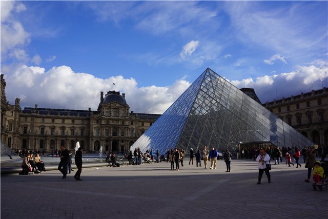 Три года не хватило, или, Лече (Miki, Kaye Wiggs) в Лувре (фото 4)