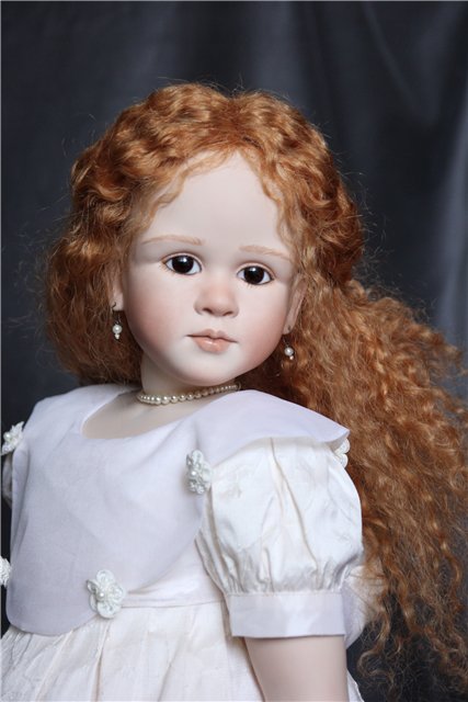 Фарфоровая девочка Фи (Fee) и её мишка Фернандо. Рут Триффайзен (Ruth Treffeisen) (фото 3)