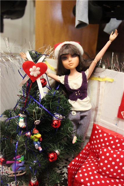 Новогодняя подготовка | Бэйбики Новогодняя подготовка — Куклы Bratz (Братц) и Moxie Girlz: MGA (фото 8)