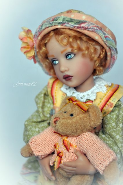 Оливия - девочка от Helen Kish