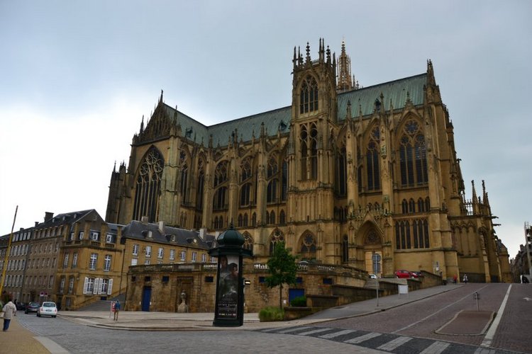 Очарование стринных французских городов