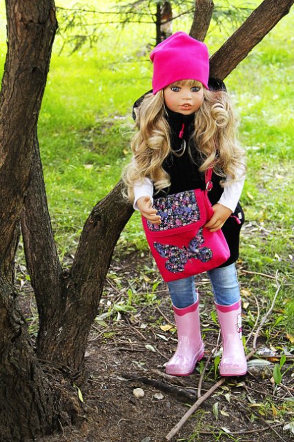 Красавица London на осенней прогулке