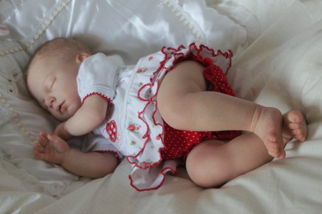 Весенний цветочек... Куколка реборн Виктории Вишни