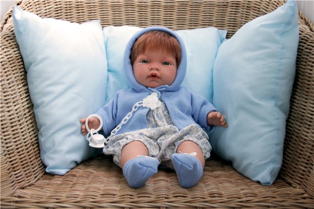 кукла фирмы LLORENS JUAN.SL