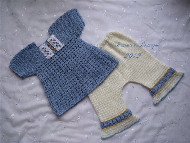 Еще пара костюмчиков для кукол (фото 5)