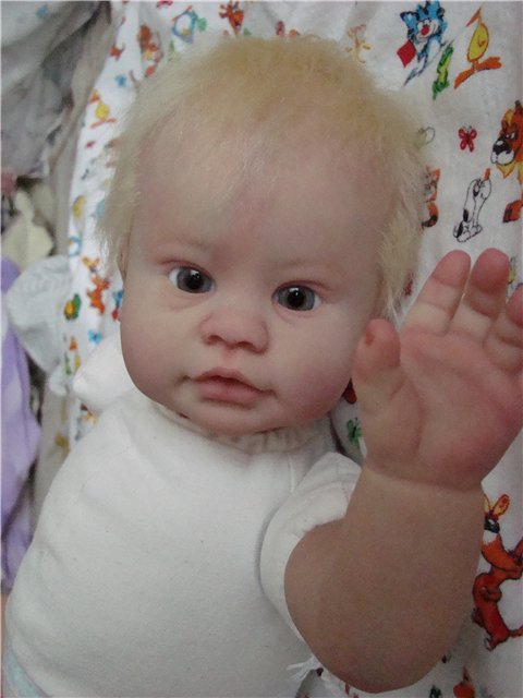 Артемка. Малыш из куклы Ли Мидлтон