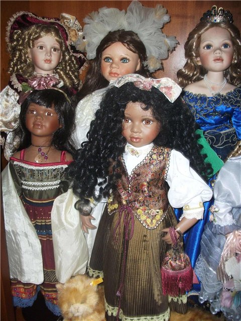 Продолжаю рассказ о моей коллекции: на этот раз фарфор в шкафу (фото 4)