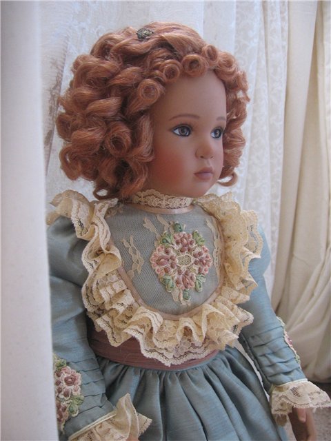 Мои красавицы: Алекс и Эмили. Фарфоровые куклы (фото 4)