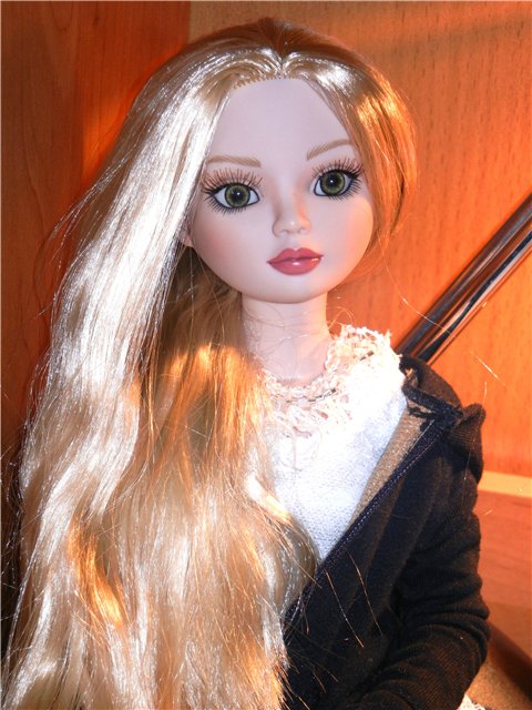 An Empty Thrill от Ellowyne Wilde Tonner