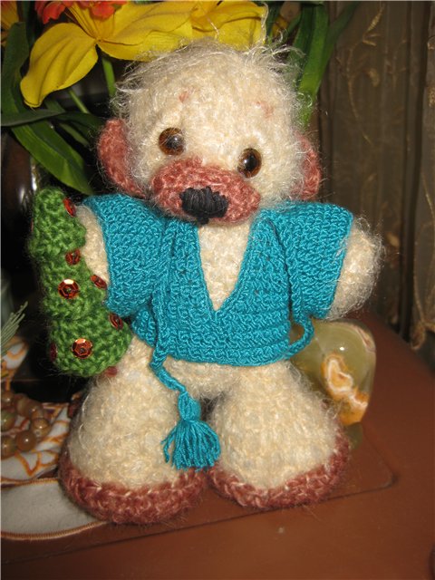 Новогодний подарок, игрушка вязанная крючком - мишка Бо (фото 2)