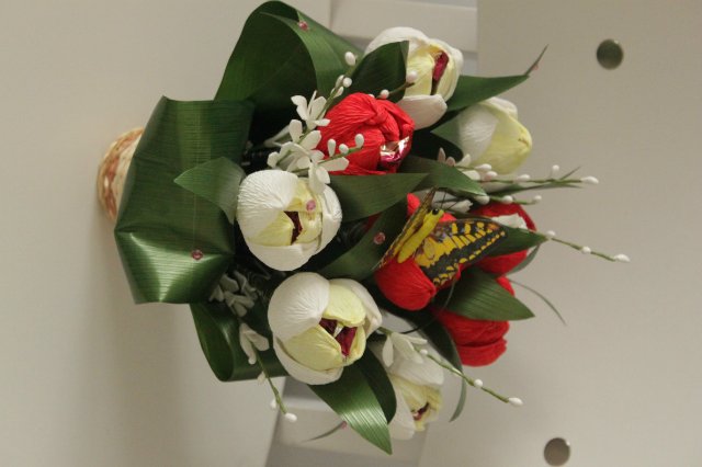 Еще несколько букетиков к праздникам (фото 4)