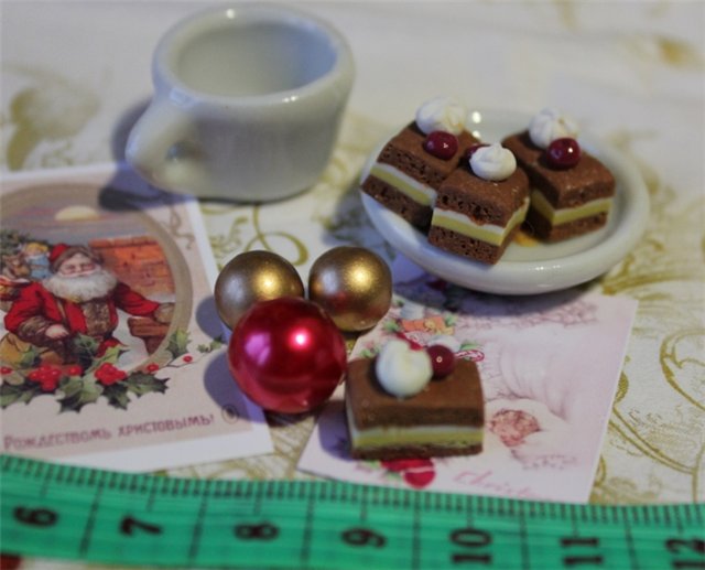 Кукольные сладости из пластики. Миниатюра (фото 4)