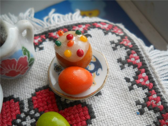 Куличи! Праздничный стол для кукол. Миниатюра (фото 3)