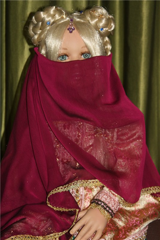 Капли хрустальные, встывшие в олово, миндалевидных глаз... Бали (Bali Hi) от Pamella Erff (фото 4)