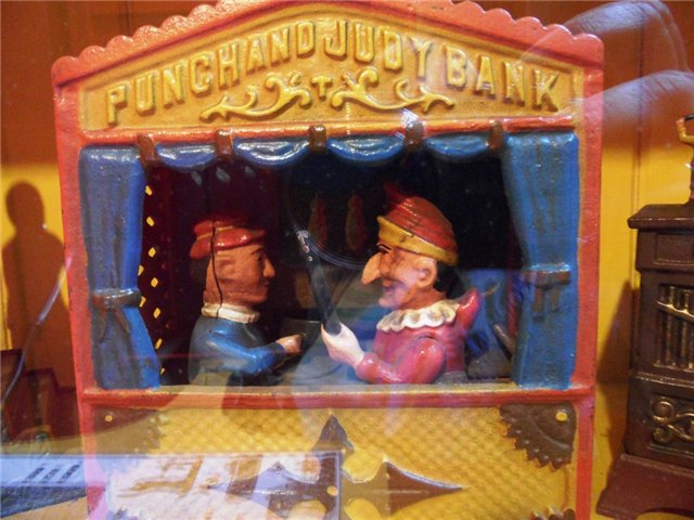 Лондонский Музей игрушек Поллока. Pollock's Toy Museum (фото 2)