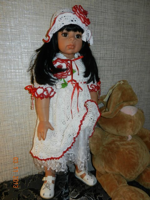 Девочки в красном — Одежда и обувь для кукол своими руками: фото