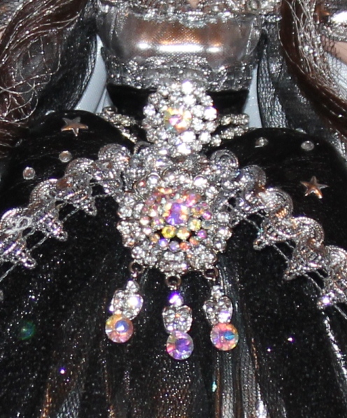 Карнавальный костюм для куклы - Королева Ночь (фото 5)