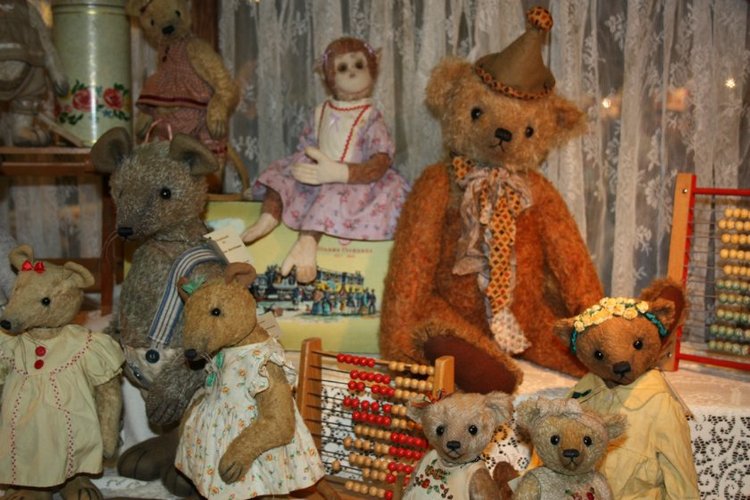 Международная выставка кукол в s'-Hertogenbosch (Den Bosch) в Голландии - 2013. Часть шестая