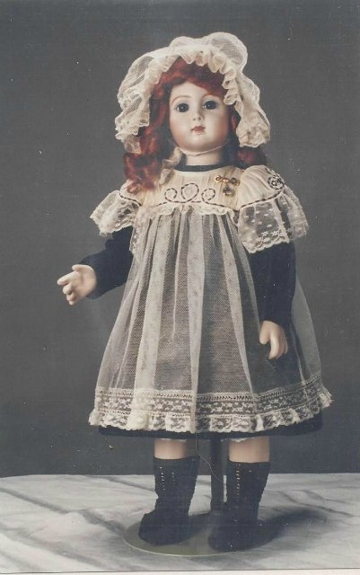 Я называла её Ася. Armand Marseille