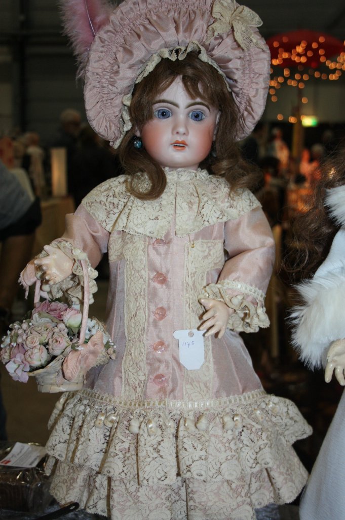 Выставка кукол, мишек тедди, кукольных домиков и миниатюры в Den Bosch (Нидерланды) 24-25 октября 2015 год. Часть вторая