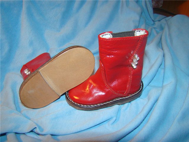 Сапожки ручной работы для куклы (фото 2)