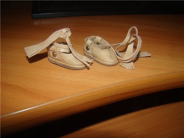 Балетки для куклы с завязками на ножке (фото 2)