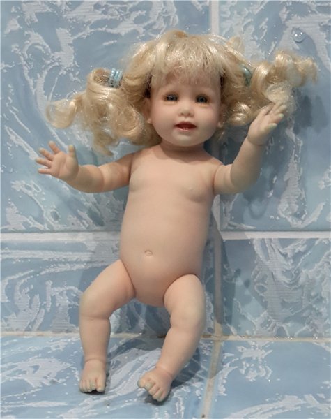 Сашка-Улыбашка. Наша клубная Адорка (Adora Club Kit 8")