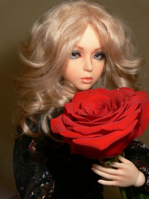 100 кадров с одного ракурса. Или бессонная ночь! Куколка Elfdoll