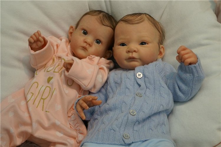 Картинки с выставки кукол на Тишинке. Moscow Fair 2015