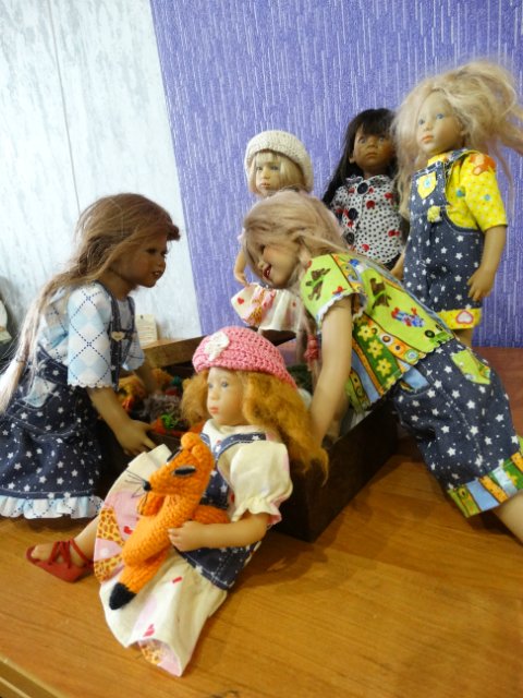 Новые нарядики и новые игры моих Химочек (фото 5)