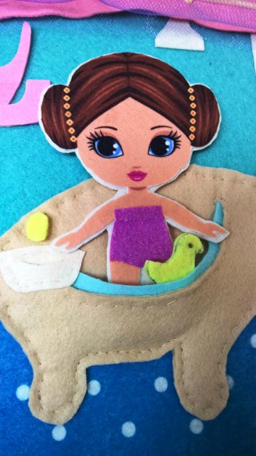 Кукла под подушкой, мамина любовь и кукольный домик-книжка для куклы из фетра | Бэйбики Кукла под подушкой, мамина любовь и кукольный домик-книжка для куклы из фетра