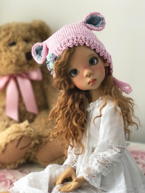 Блондинки в розовом. Kaye Wiggs