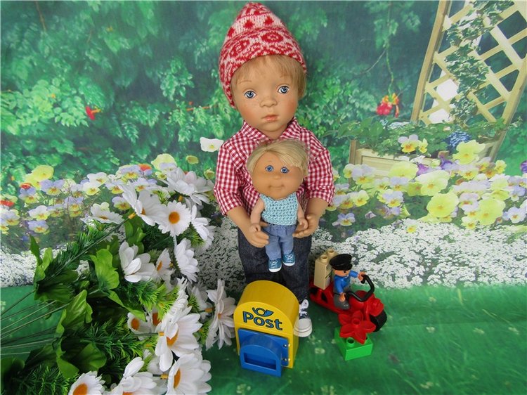 Все из нашего района уважают почтальона. Люк Sylvia Natterer и его набор Лего Дупло 5638 "Почтальон" (фото 7)