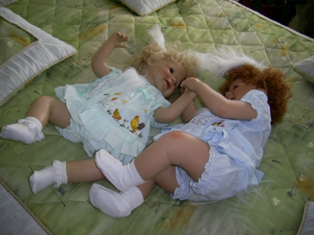 Снова с Новым! (версия поздняя, восточная) - или Бабси и Тоська мои любимые крольчата (фото 2)