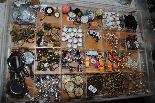 Выставка на Тишинке "Атмосфера творчества" - 2014. Мечты сороки сбываются! Блеск и великолепие