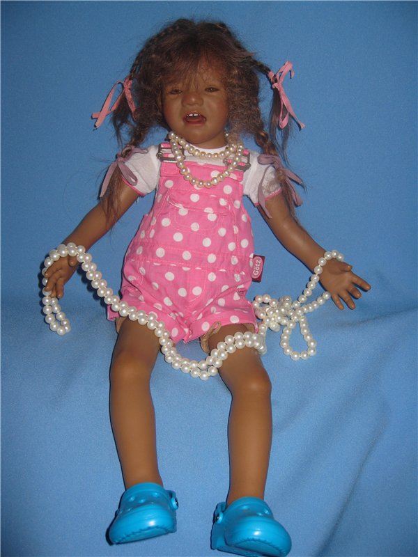 Кто подскажет, как ребенка успокоить? Коллекционная кукла Inke A.Himstedt (фото 7)