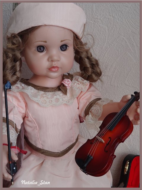Маленькая скрипачка - девочка из Вены от Gotz (фото 9)
